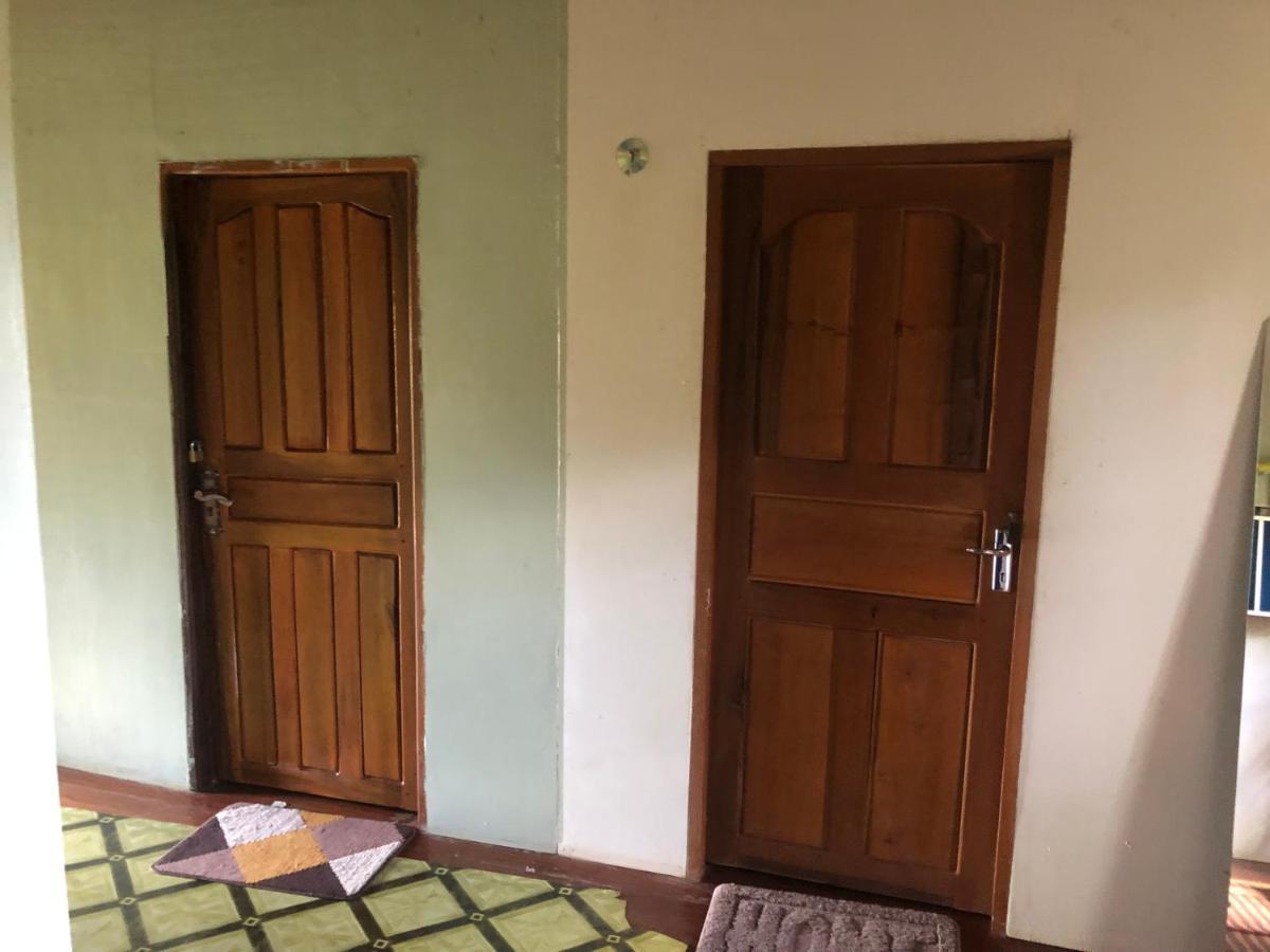 Retro Kampot Guesthouse Bagian luar foto